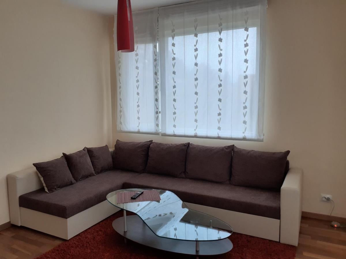 Statevi Guest Apartment เวลินกราด ภายนอก รูปภาพ